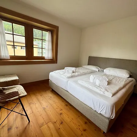 3 Bdr Terrace *